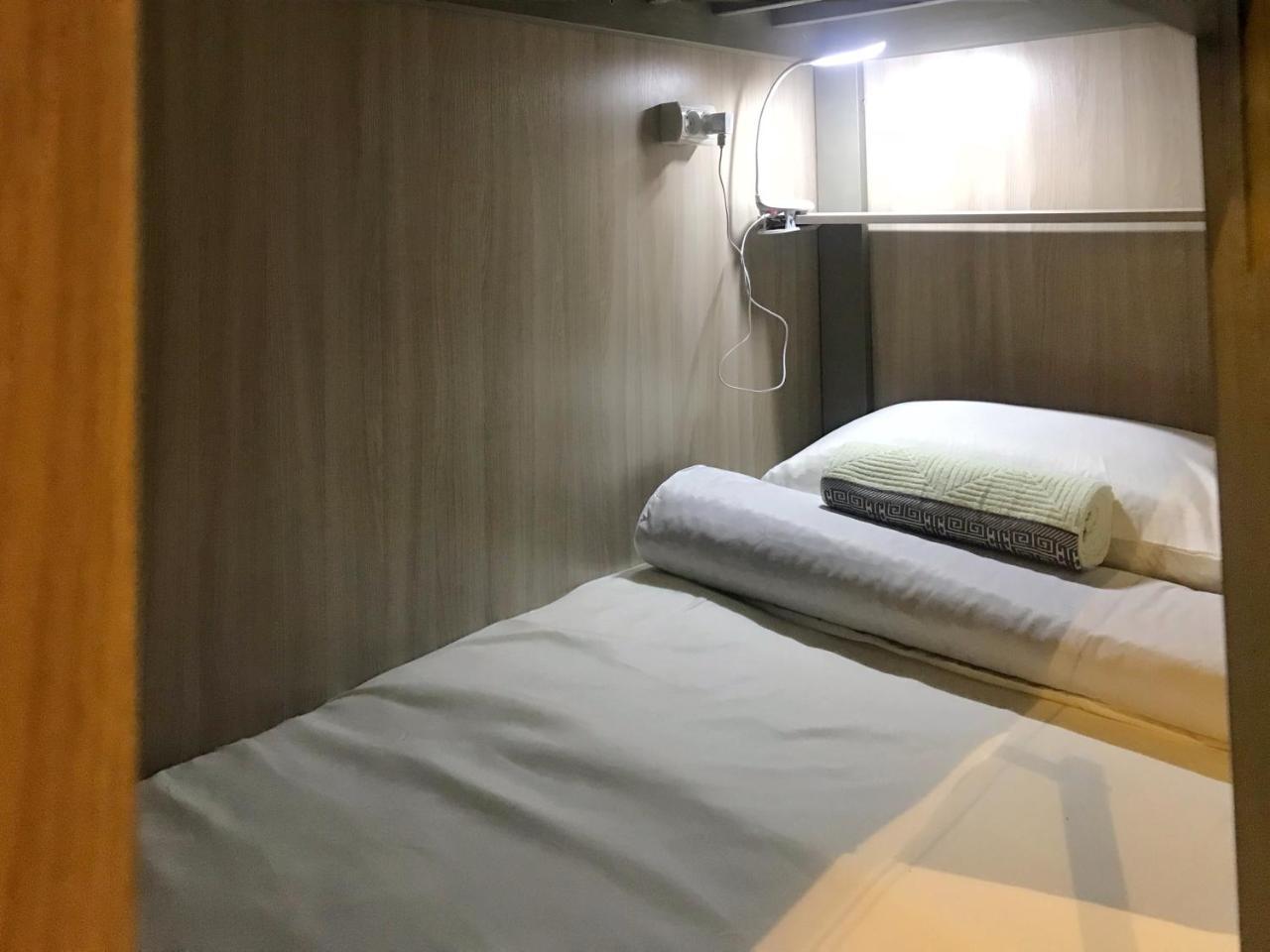 Yellow Park Hostel Koktobe Exterior photo